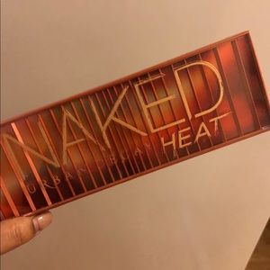 Urban Decay Naked Heat Palette